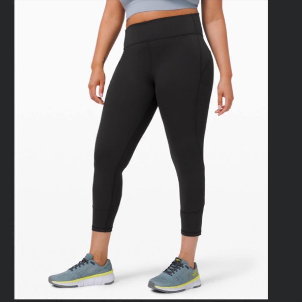Lululemon In Movement Everlux 25” Tight in BLACK - Picture 1 of 5